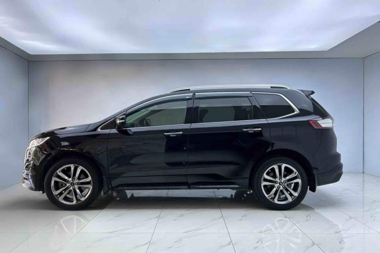 Used Ford Edge 2017 EcoBoost 245 Four-Wheel Drive Sporty 7-Seater Exterior 3