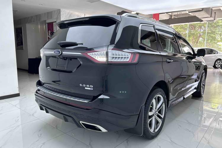 Used Ford Edge 2017 EcoBoost 245 Four-Wheel Drive Sporty 7-Seater Exterior 6
