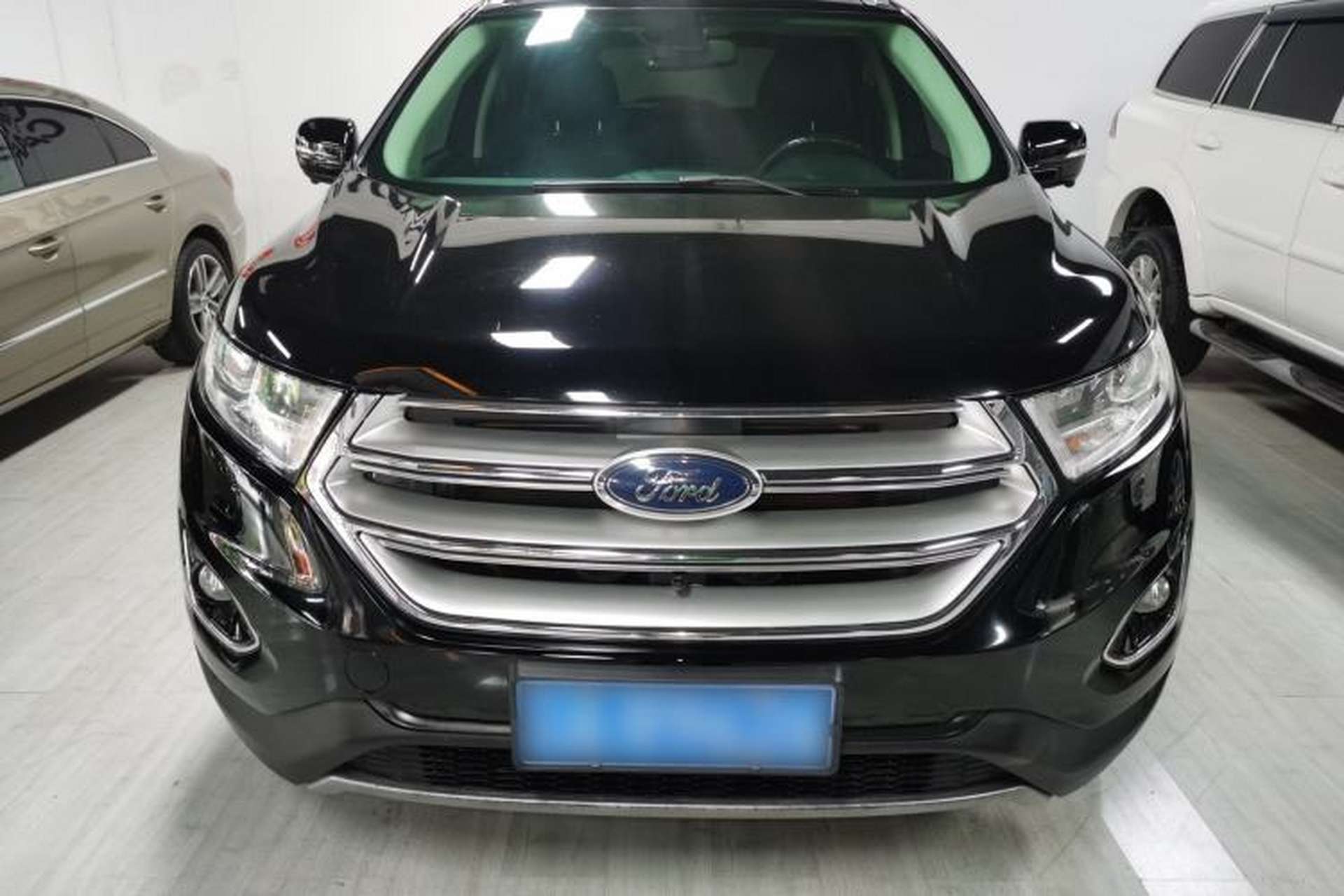 Used Ford Edge 2017 EcoBoost 245 Two-Drive Platinum Edition 5 Seats Front