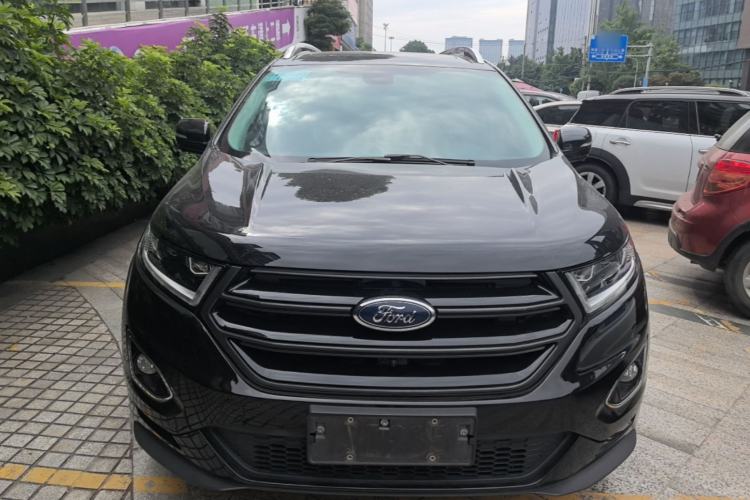 Used Ford Edge 2017 EcoBoost 245 Four-Wheel Drive Sporty 7-Seater Front