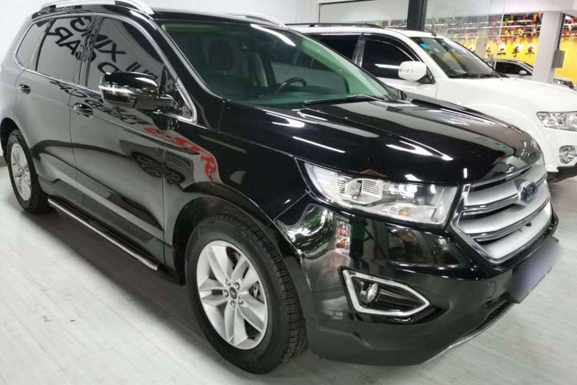 Used Ford Edge 2017 EcoBoost 245 Two-Drive Platinum Edition 5 Seats Front Right 45 Deg