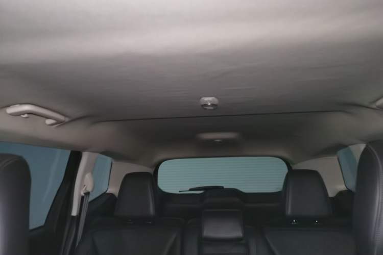 Used Ford Edge 2017 EcoBoost 245 Two-Drive Platinum Edition 5 Seats Headliner