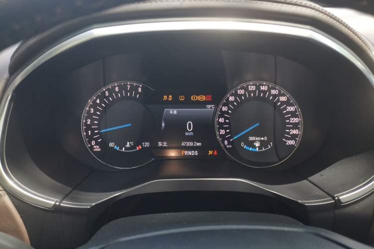 Used Ford Edge 2017 EcoBoost 245 Four-Wheel-Drive Flagship 7-Seater Instrument Cluster