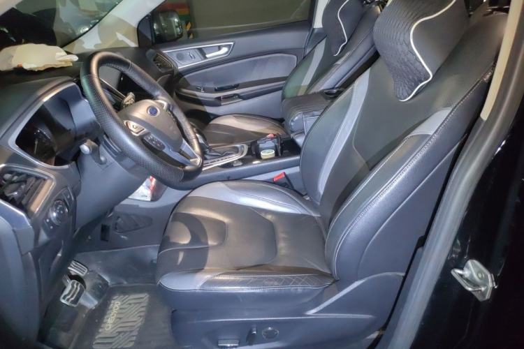 Used Ford Edge 2017 EcoBoost 245 Four-Wheel Drive Sporty 7-Seater Left Front Seat