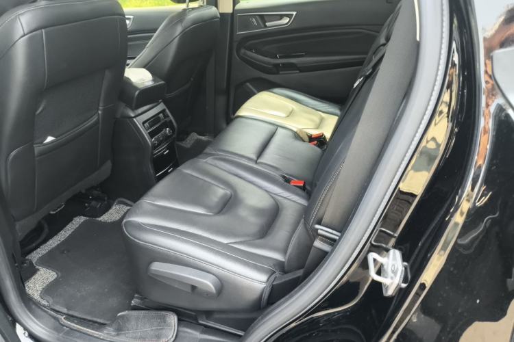 Used Ford Edge 2017 EcoBoost 245 Four-Wheel Drive Sporty 7-Seater Left Rear Seat