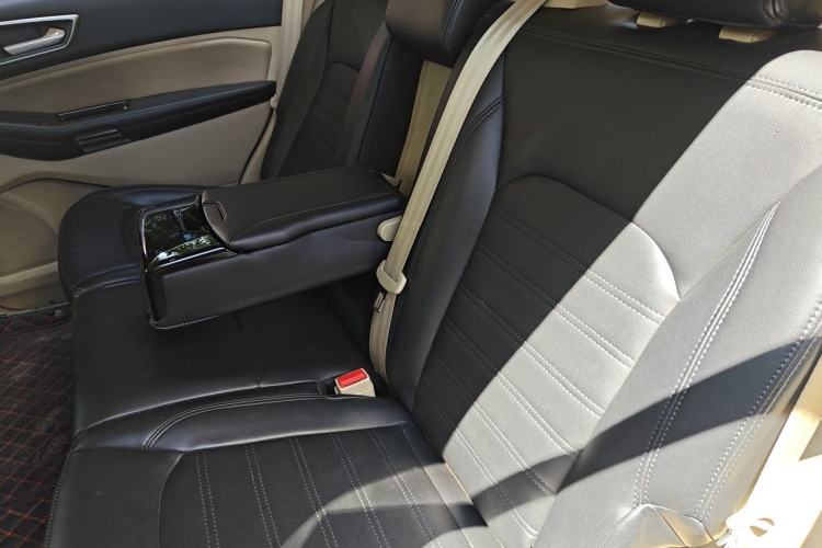 Used Ford Edge 2017 EcoBoost 245 Two-Drive Platinum Edition 5 Seats Left Rear Seat