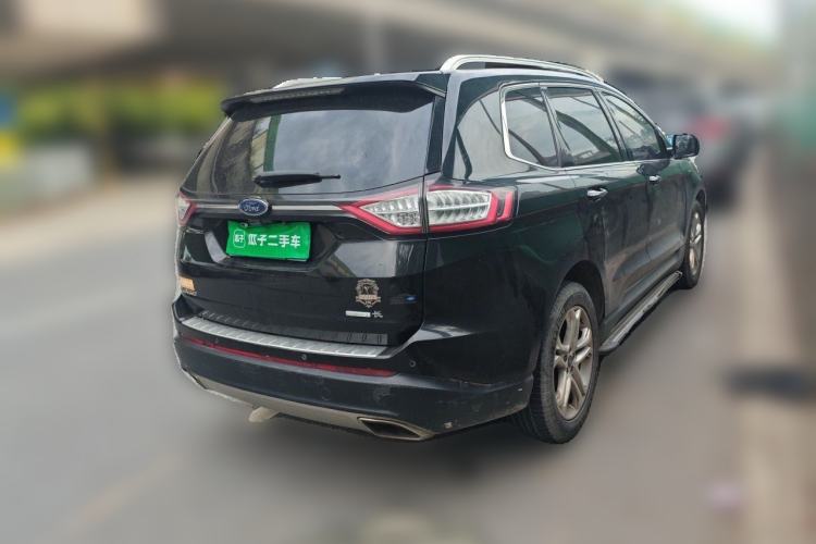Used Ford Edge 2017 EcoBoost 245 Two-Wheel-Drive Sporty 7-Seater Rear Right 45 Deg
