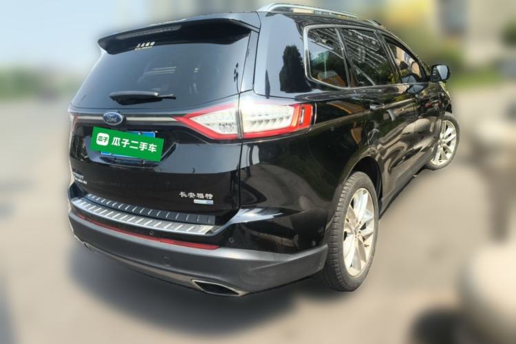 Used Ford Edge 2017 EcoBoost 245 Four-Wheel Drive Sporty 7-Seater Rear Right 45 Deg