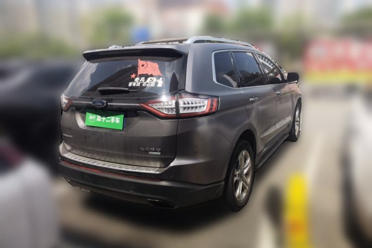 Used Ford Edge 2017 EcoBoost 245 Two-Wheel-Drive Sporty 7-Seater Rear Right 45 Deg
