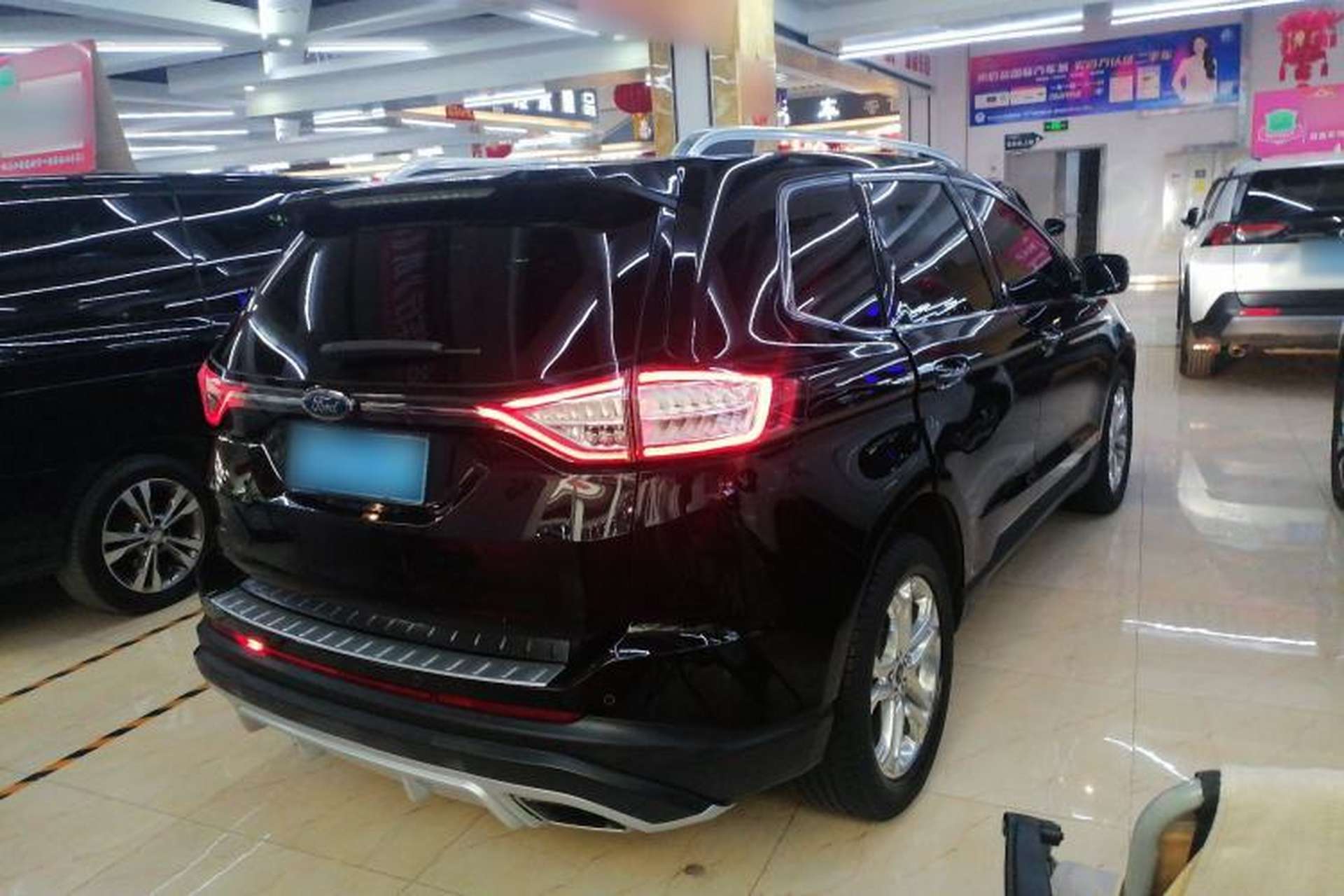 Used Ford Edge 2017 EcoBoost 245 Four-Wheel Drive Sporty 7-Seater Rear Right 45 Deg