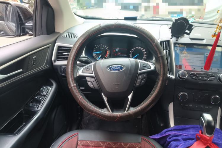 Used Ford Edge 2017 EcoBoost 245 Two-Drive Platinum Edition 5 Seats Steering Wheel