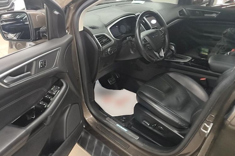 Used Ford Edge 2017 EcoBoost 245 Four-Wheel-Drive Flagship 7-Seater Driver Seat