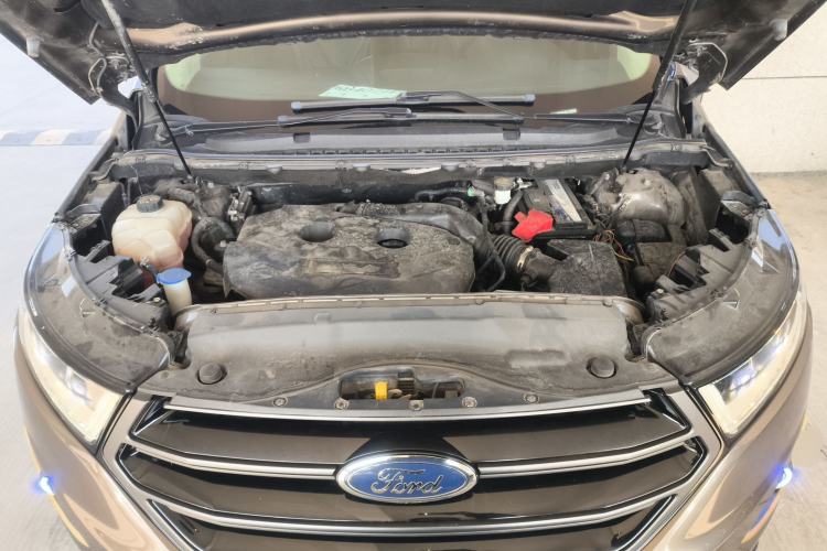 Used Ford Edge 2017 EcoBoost 245 Four-Wheel Drive Sporty 7-Seater Engine Bay