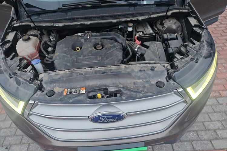 Used Ford Edge 2017 EcoBoost 245 Two-Wheel-Drive Sporty 7-Seater Engine Bay