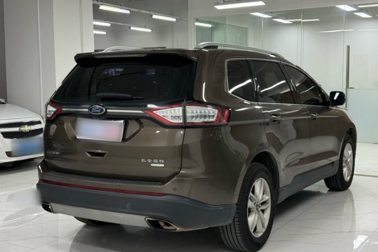 Used Ford Edge 2017 EcoBoost 245 Two-Drive Platinum Edition 5 Seats Exterior 6