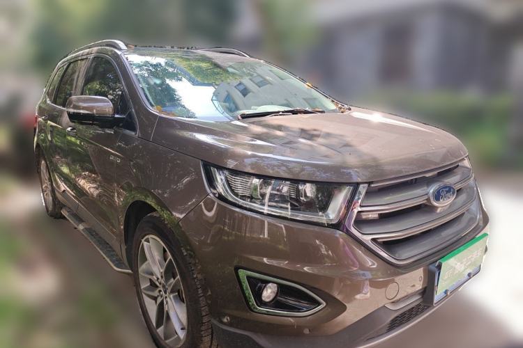 Used Ford Edge 2017 EcoBoost 245 Four-Wheel-Drive Flagship 7-Seater Front Right 45 Deg