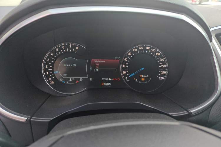 Used Ford Edge 2017 EcoBoost 245 Four-Wheel Drive Sporty 7-Seater Instrument Cluster