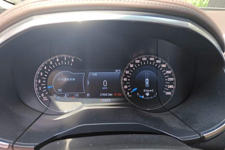 Used Ford Edge 2017 EcoBoost 245 Four-Wheel-Drive Flagship 7-Seater Instrument Cluster