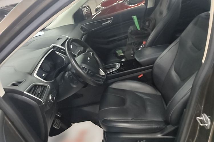 Used Ford Edge 2017 EcoBoost 245 Four-Wheel-Drive Flagship 7-Seater Left Front Seat