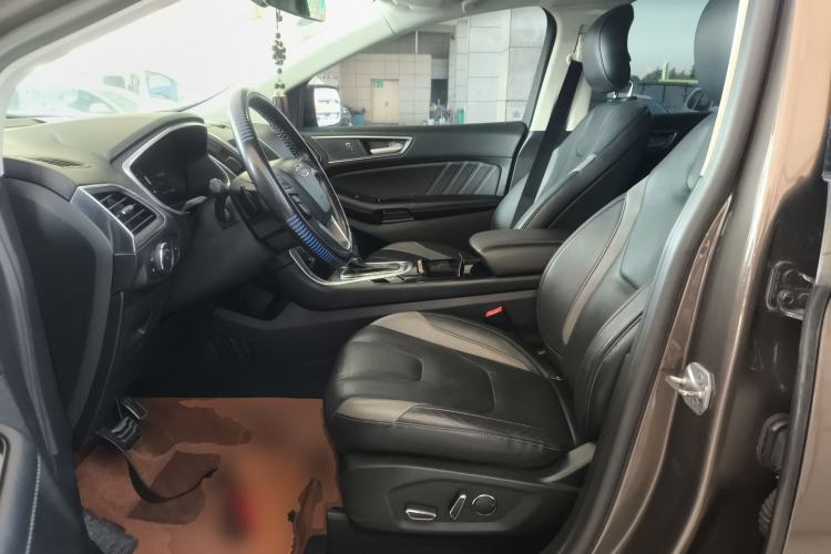Used Ford Edge 2017 EcoBoost 245 Four-Wheel Drive Sporty 7-Seater Left Front Seat