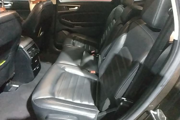 Used Ford Edge 2017 EcoBoost 245 Two-Drive Platinum Edition 5 Seats Left Rear Seat
