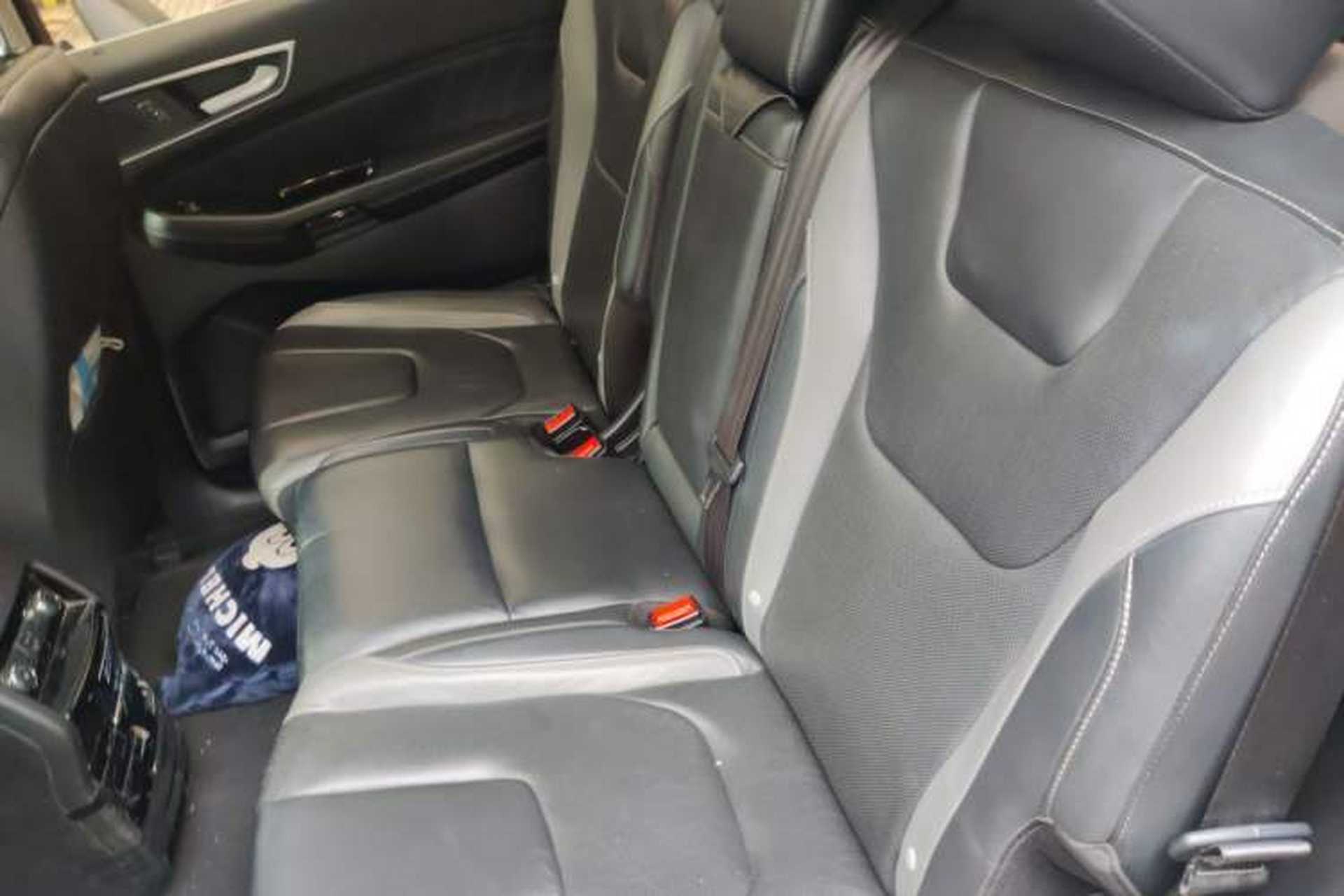 Used Ford Edge 2017 EcoBoost 245 Two-Wheel-Drive Sporty 7-Seater Left Rear Seat