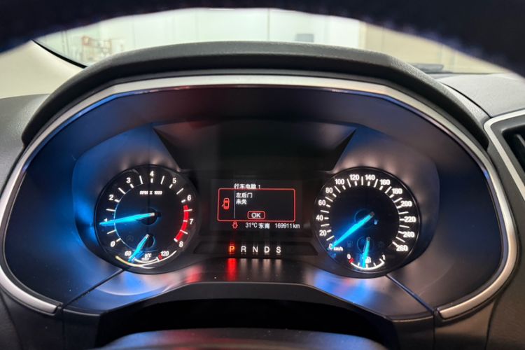 Used Ford Edge 2017 EcoBoost 245 Two-Drive Platinum Edition 5 Seats Odometer Close Up