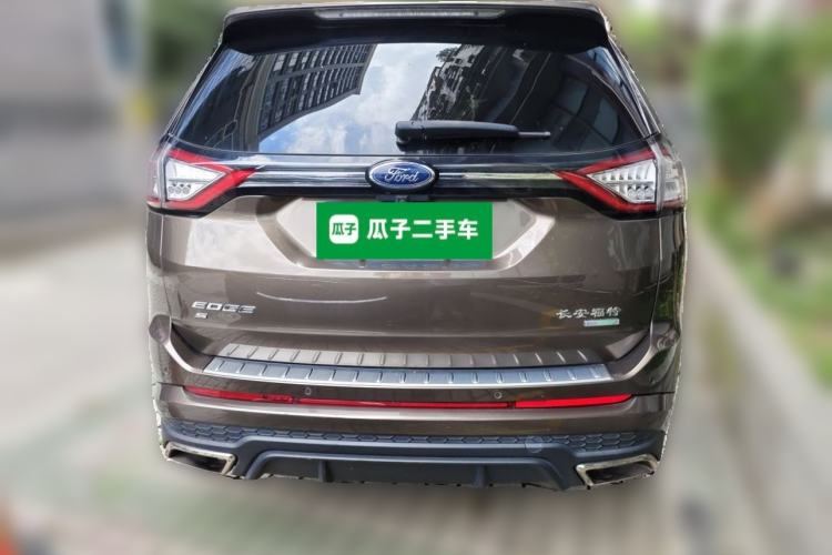 Used Ford Edge 2017 EcoBoost 245 Two-Wheel-Drive Sporty 7-Seater Rear