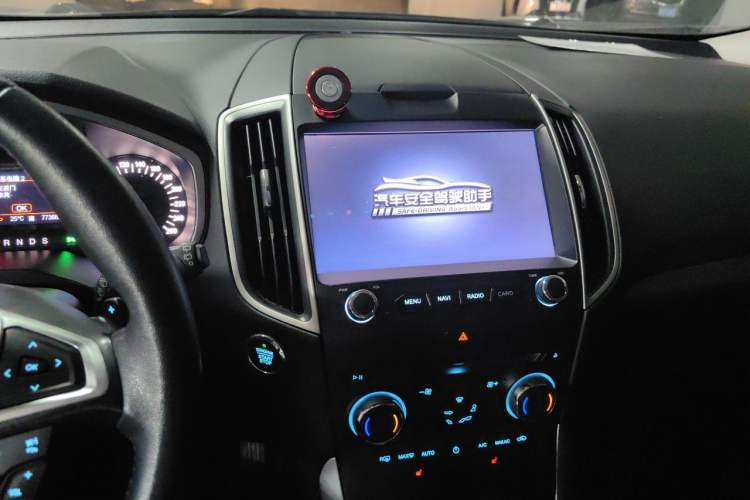 Used Ford Edge 2017 EcoBoost 245 Two-Drive Platinum Edition 5 Seats Audio And AC Panel