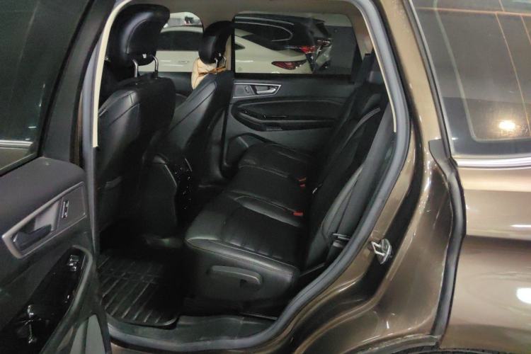 Used Ford Edge 2017 EcoBoost 245 Two-Drive Platinum Edition 5 Seats Left Rear Seat