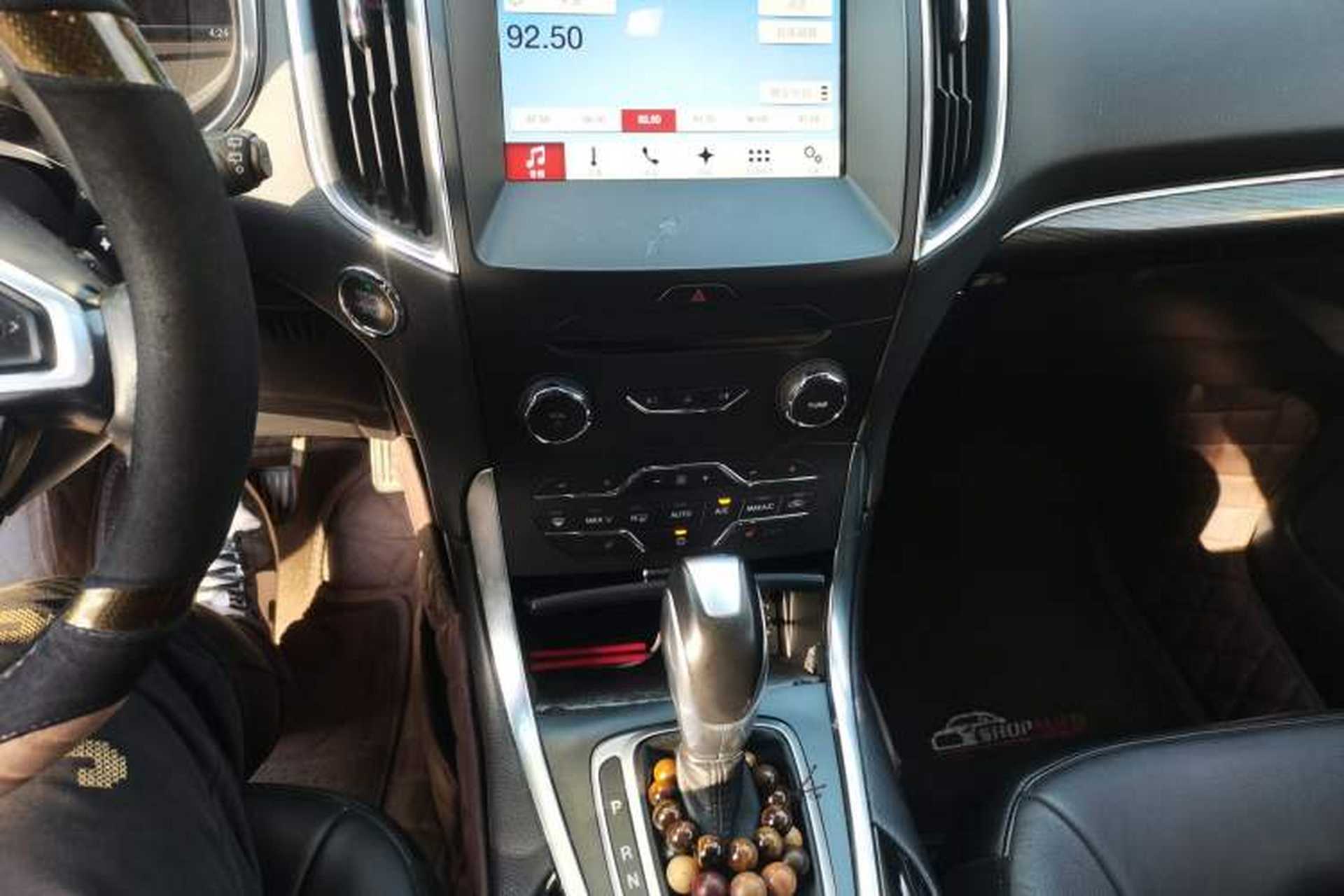 Used Ford Edge 2017 EcoBoost 245 Four-Wheel Drive Sporty 7-Seater Audio And AC Panel