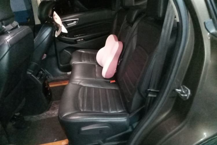 Used Ford Edge 2017 EcoBoost 245 Four-Wheel-Drive Flagship 7-Seater Left Rear Seat