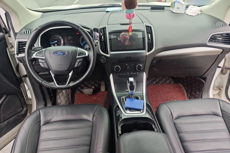 Used Ford Edge 2017 EcoBoost 245 Two-Drive Platinum Edition 5 Seats Center Console