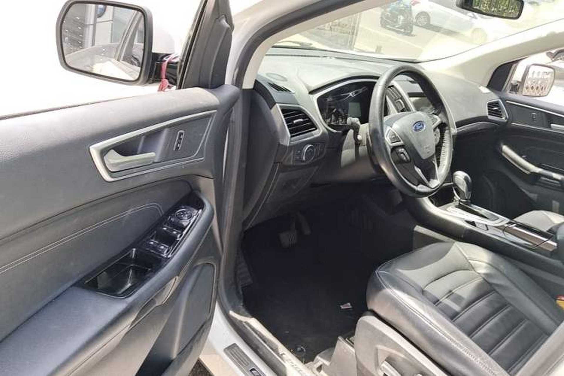 Used Ford Edge 2017 EcoBoost 245 Two-Wheel-Drive Sporty 7-Seater Driver Seat