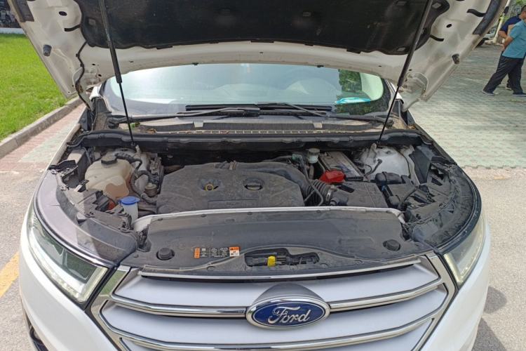Used Ford Edge 2017 EcoBoost 245 Four-Wheel-Drive Flagship 7-Seater Engine Bay