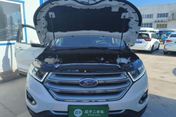 Used Ford Edge 2017 EcoBoost 245 Two-Wheel-Drive Sporty 7-Seater Engine Bay