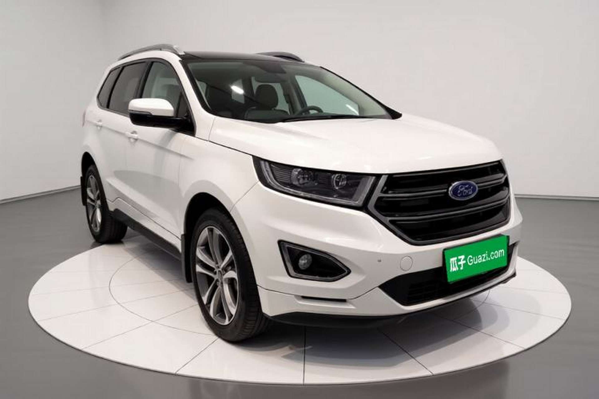 Used Ford Edge 2017 EcoBoost 245 Four-Wheel Drive Sporty 7-Seater Exterior 2