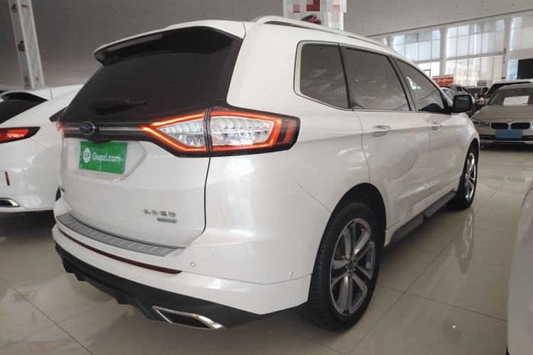 Used Ford Edge 2017 EcoBoost 245 Two-Wheel-Drive Sporty 7-Seater Exterior 3