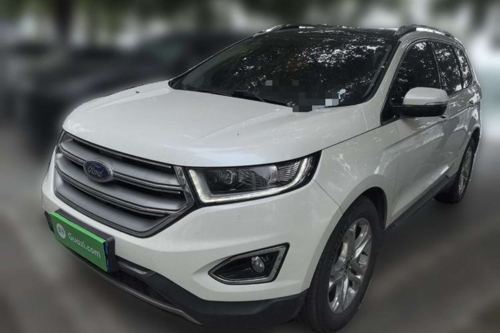 Used Ford Edge 2017 EcoBoost 245 Two-Wheel-Drive Sporty 7-Seater Front Left 45 Deg