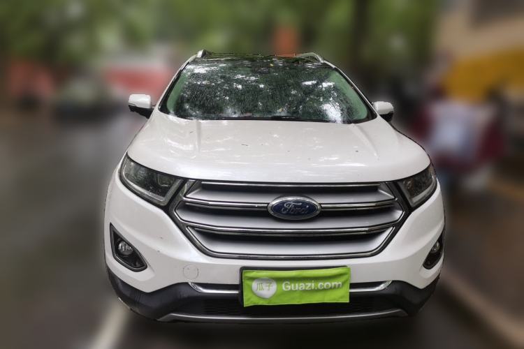 Used Ford Edge 2017 EcoBoost 245 Two-Wheel-Drive Sporty 7-Seater Front