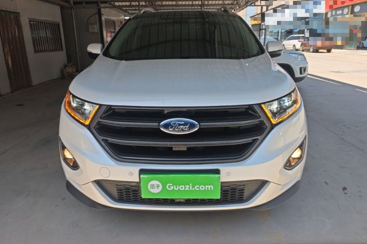 Used Ford Edge 2017 EcoBoost 245 Two-Wheel-Drive Sporty 7-Seater Front