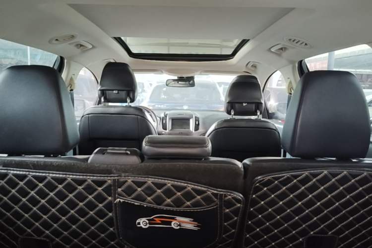 Used Ford Edge 2017 EcoBoost 245 Four-Wheel Drive Sporty 7-Seater Headliner