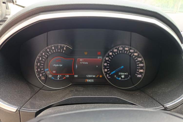 Used Ford Edge 2017 EcoBoost 245 Four-Wheel-Drive Flagship 7-Seater Instrument Cluster