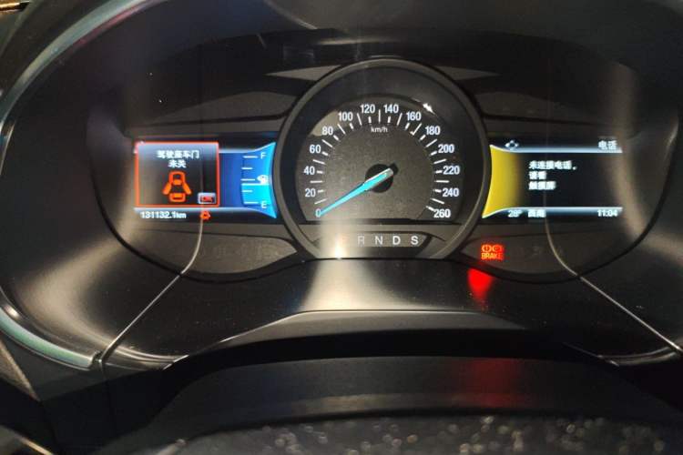 Used Ford Edge 2017 EcoBoost 245 Four-Wheel Drive Sporty 7-Seater Instrument Cluster