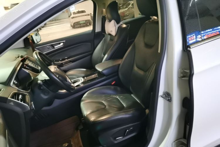 Used Ford Edge 2017 EcoBoost 245 Four-Wheel-Drive Flagship 7-Seater Left Front Seat