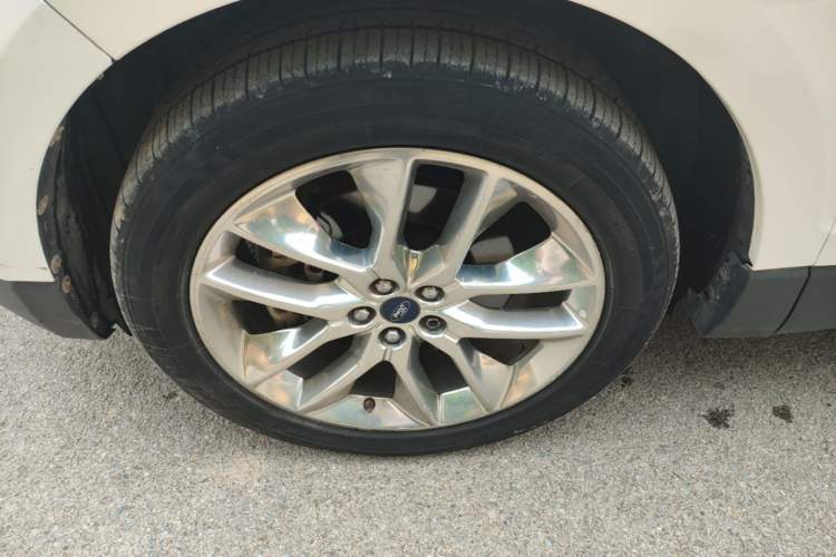 Used Ford Edge 2017 EcoBoost 245 Four-Wheel-Drive Flagship 7-Seater Left Front Wheel Hub