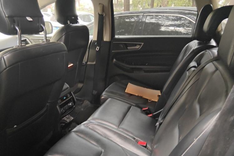 Used Ford Edge 2017 EcoBoost 245 Four-Wheel-Drive Flagship 7-Seater Left Rear Seat
