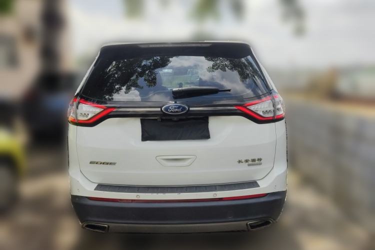 Used Ford Edge 2017 EcoBoost 245 Two-Wheel-Drive Sporty 7-Seater Rear