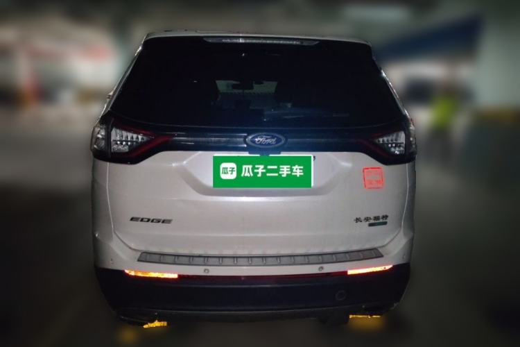 Used Ford Edge 2017 EcoBoost 245 Two-Wheel-Drive Sporty 7-Seater Rear