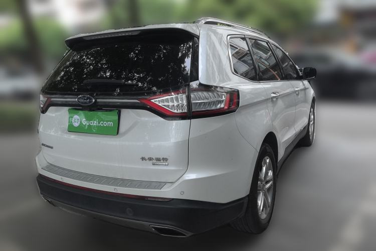Used Ford Edge 2017 EcoBoost 245 Two-Wheel-Drive Sporty 7-Seater Rear Right 45 Deg